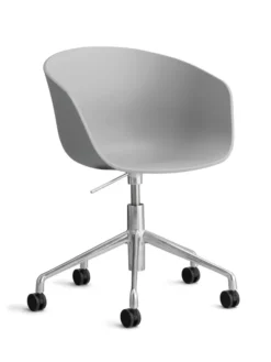 About a Chair AAC52 fra Hay
