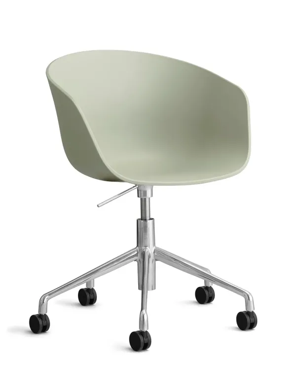 About a Chair AAC52 fra Hay