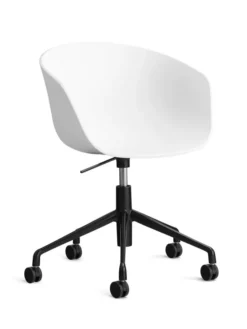 About a Chair AAC52 fra Hay