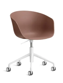 About a Chair AAC52 fra Hay