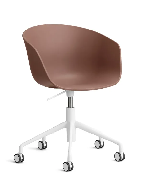 About a Chair AAC52 fra Hay