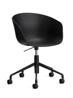 About a Chair AAC52 fra Hay