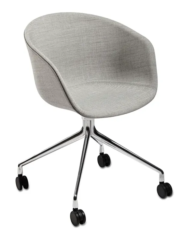 About a Chair AAC25 fra Hay