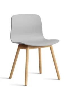 About a Chair AAC12 fra Hay