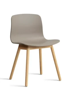 About a Chair AAC12 fra Hay