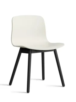 About a Chair AAC12 fra Hay