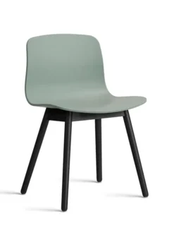 About a Chair AAC12 fra Hay