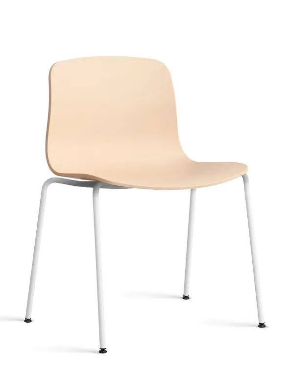 About a Chair AAC16 fra Hay