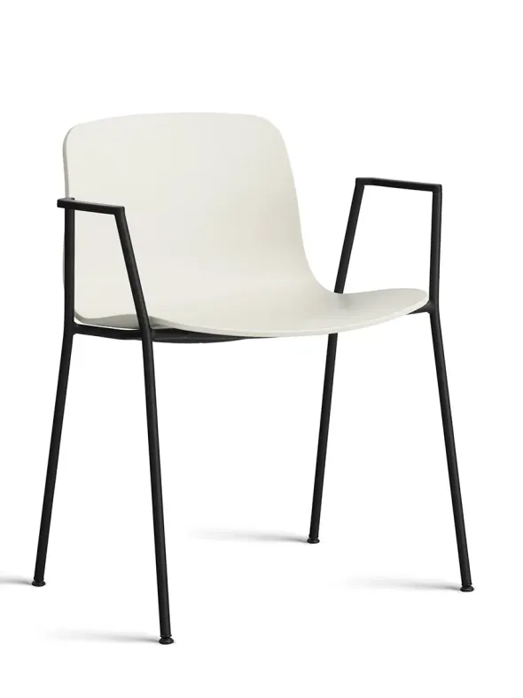 About a Chair AAC18 fra Hay