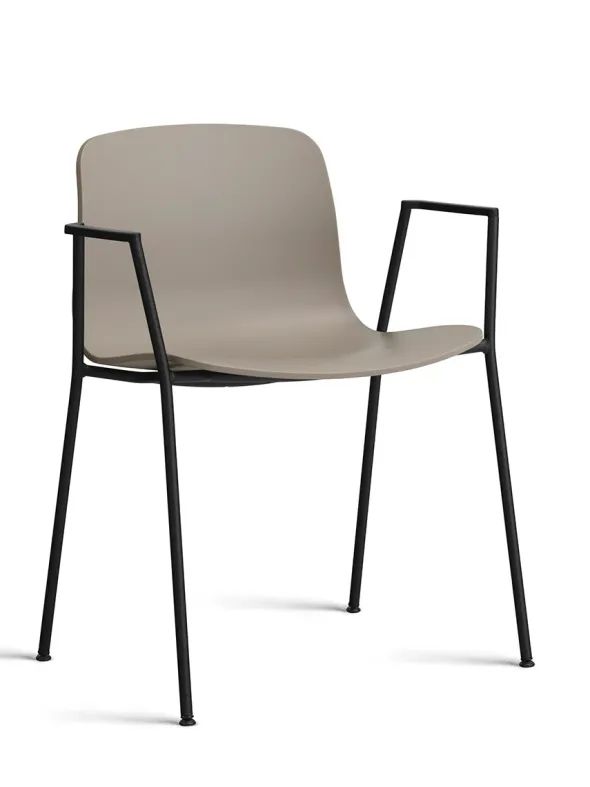 About a Chair AAC18 fra Hay