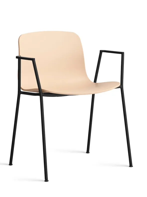 About a Chair AAC18 fra Hay
