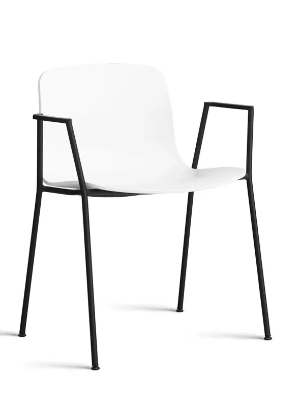 About a Chair AAC18 fra Hay