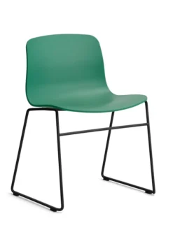 About a Chair AAC08 fra Hay