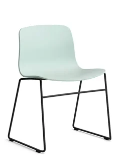 About a Chair AAC08 fra Hay