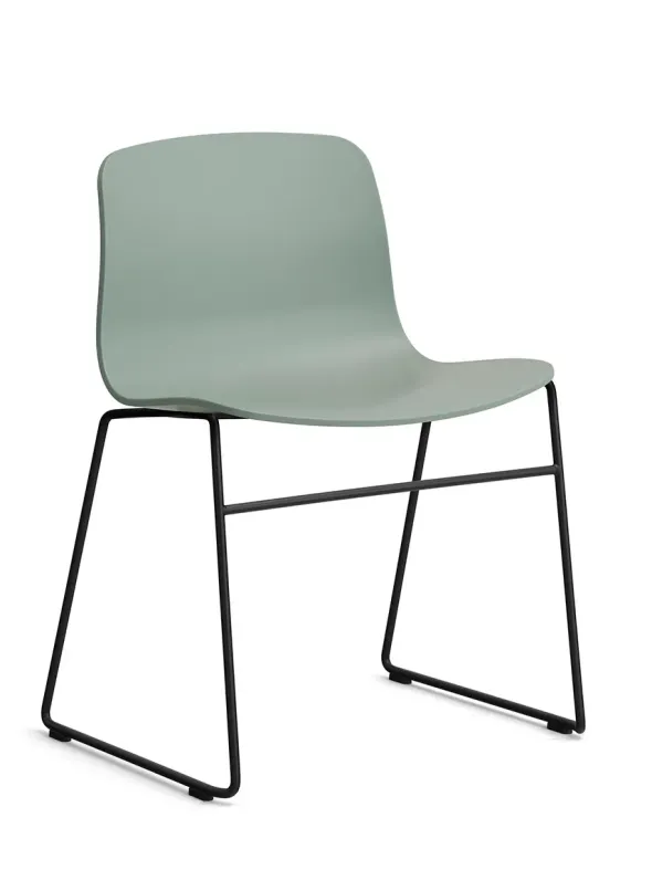 About a Chair AAC08 fra Hay