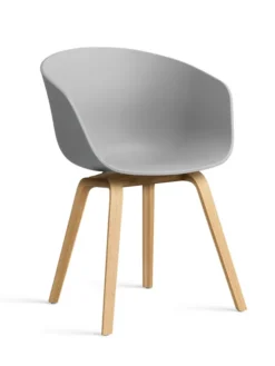 About a Chair AAC22 fra Hay