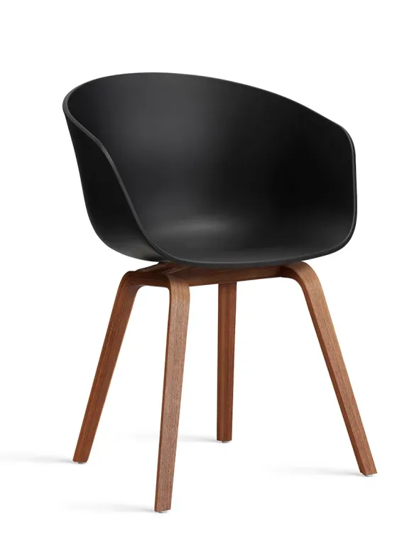About a Chair AAC22 fra Hay