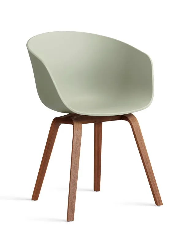 About a Chair AAC22 fra Hay