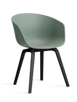 About a Chair AAC22 fra Hay