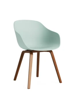 About a Chair AAC 222 fra Hay