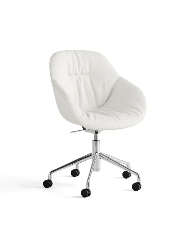 About a Chair AAC155 Soft fra Hay
