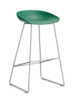 About a Stool AAS38 fra Hay