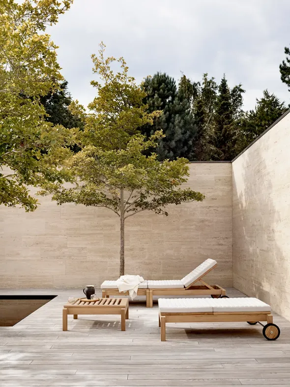 AH604 Outdoor Lounger fra Carl Hansen & Søn