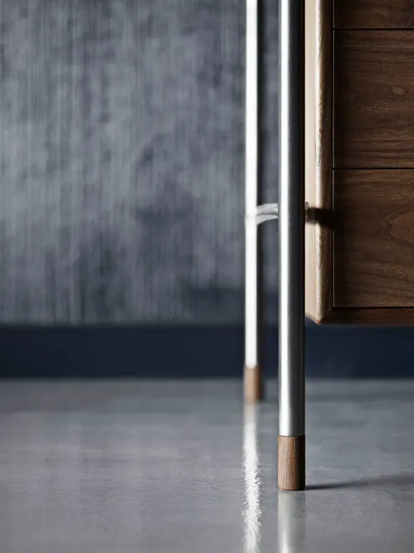 AJ52 Society Table fra Carl Hansen & Søn