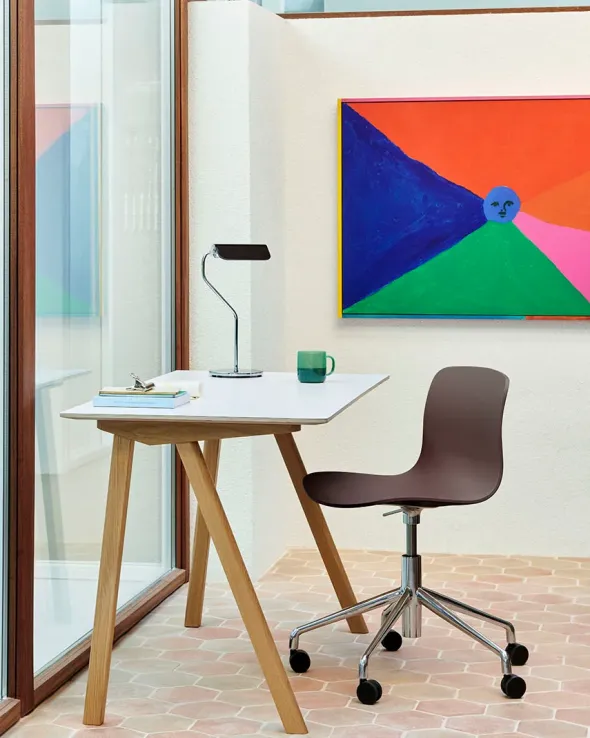 Apex Table Lamp fra Hay