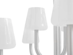 Apollo Chandelier 1065, hvid opalglas fra Hay