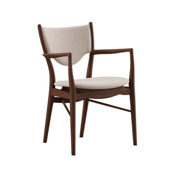 46 Armchair, valnød af Finn Juhl