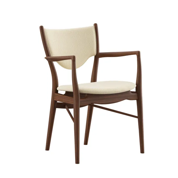 46 Armchair, valnød af Finn Juhl