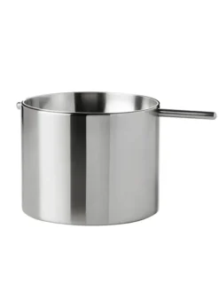 Arne Jacobsen Vippeaskebæger, 8 cm fra Stelton