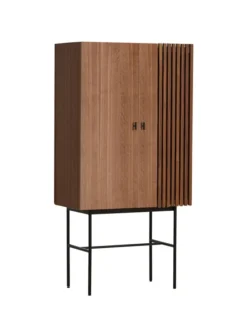 Array Highboard fra Woud