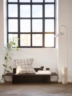 Arum Gulvlampe fra Ferm Living