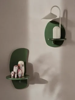 Arum Portable Bordlampe fra Ferm Living