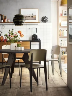 Asterisk Clock fra Vitra