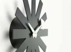 Asterisk Clock fra Vitra