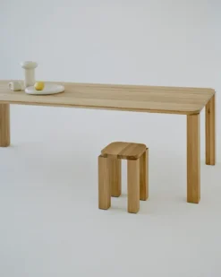 Atlas Stool, Natural Oak fra New Works