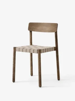 Betty TK1 spisebordsstol fra &Tradition