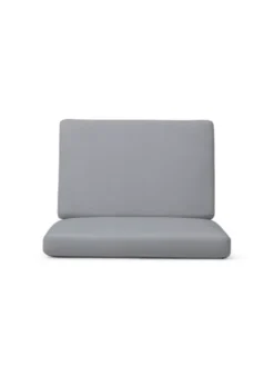 BK11 udendørs loungestol, olieret teak inkl. charcoal hynde fra Carl Hansen & Søn
