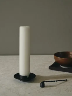 Block Candle Holder, sort messing fra Ferm Living