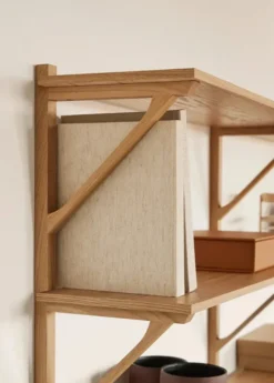BM29 Shelf, model 2901 af Børge Mogensen