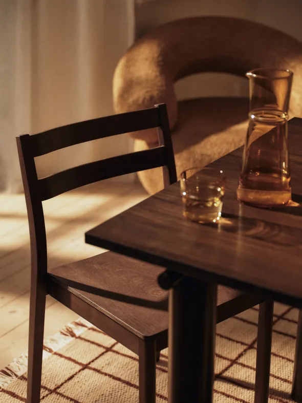 Boda spisebordsstol, stabelbar fra Ferm Living