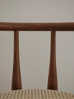 Bukowski Chair m. Fransk Flet, valnød fra New Works