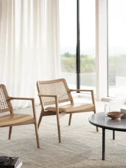 Cabin loungestol, light oak/camel fra Vipp