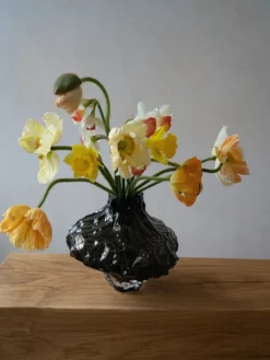 Canyon Vase Large, smoke fra Hein studio
