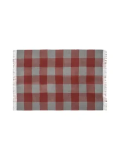Caracas Plaid, beetroot fra Silkeborg Uldspinderi