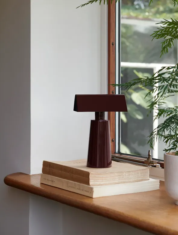 Caret bordlampe fra &Tradition