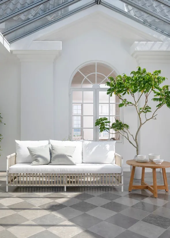 Caroline Exterior Sofa, Dove White fra Sika-Design
